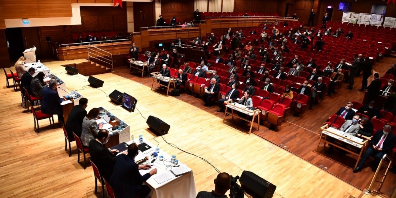 Riskli Yapılar İçin İlk Düzenleme Bayraklı’dan