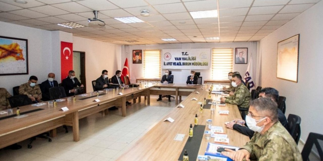 İ̇çişleri Bakan Yardımcısı Çataklı, Çeşitli Programlara Katılmak Üzere Van’a Geldi