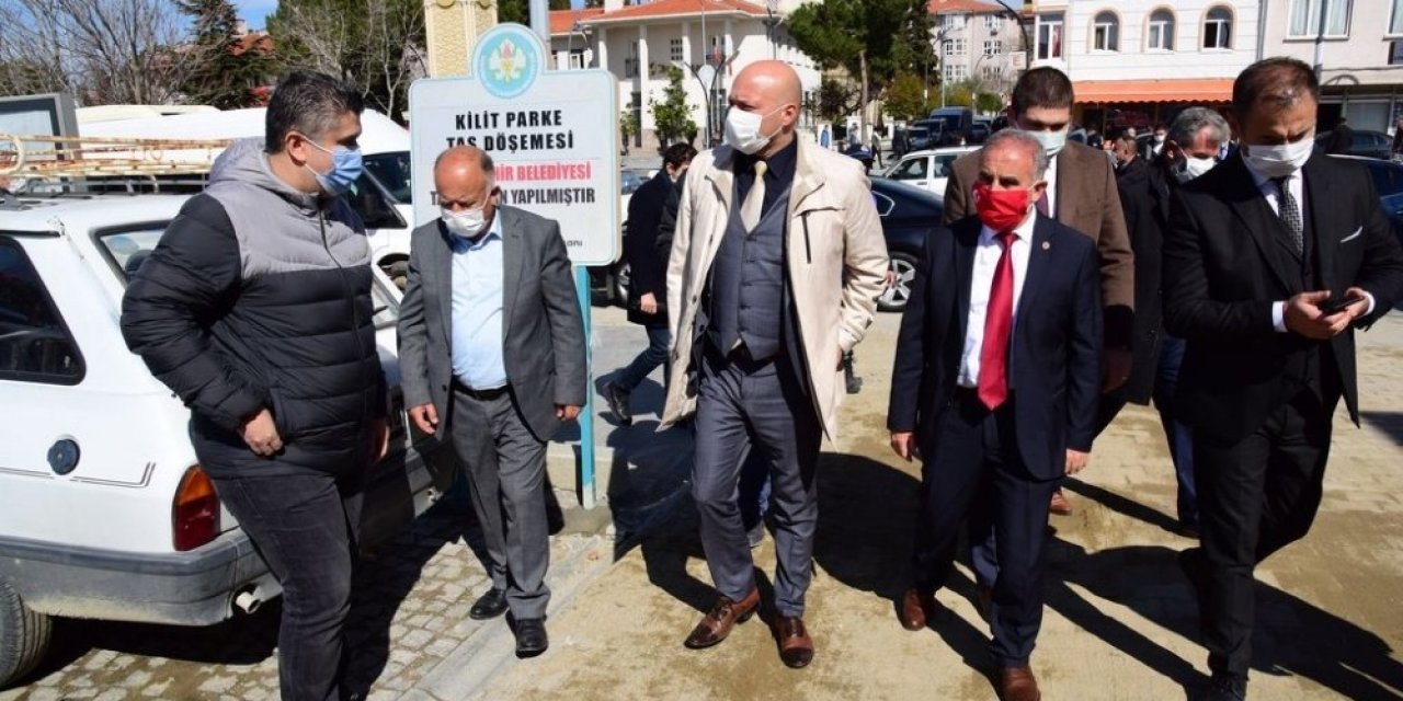 Gördes’te 120 Bin Metrekarelik Kilit Parke Çalışması