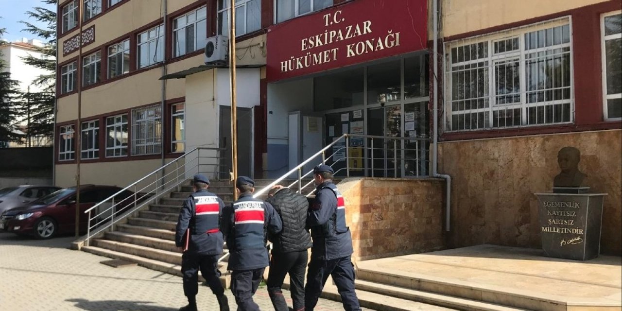 Trans Bireyin Yüzüne Kezzap Atan Şüpheli Tutuklandı
