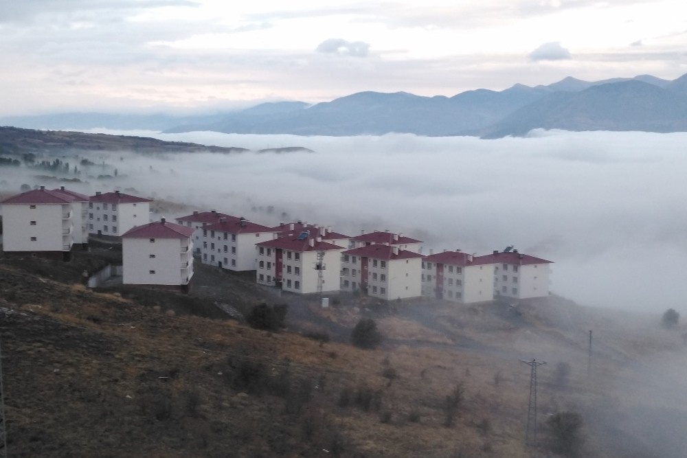 Kelkit vadisinde sis denizi oluştu