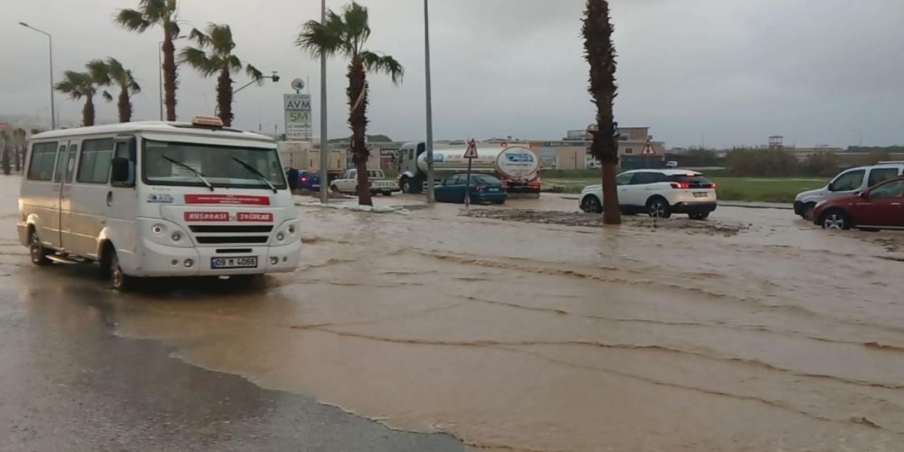 Aydın’da Sağanak Yağış Ve Kuvvetli Rüzgar Etkili Olacak