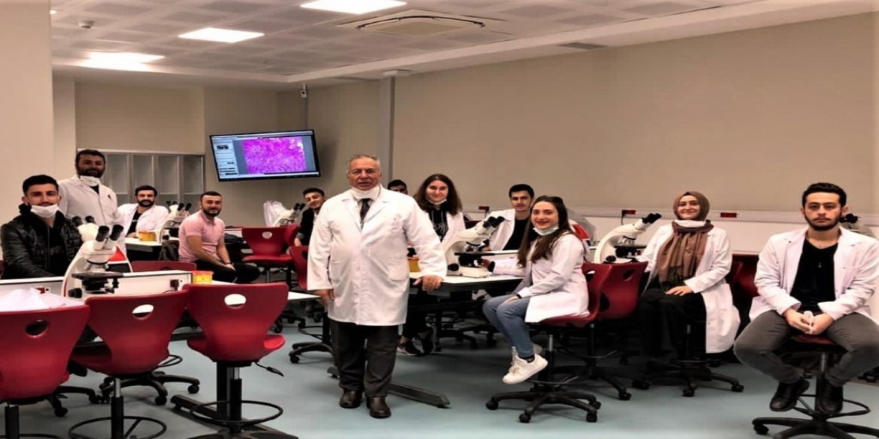 Prof. Dr. Öztek’ten Tıp Bayramı Mesajı