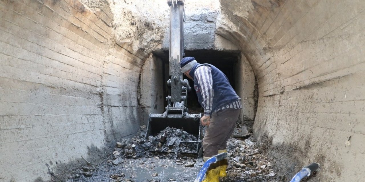 Sulama Kanalındaki Temizlik Tamamlandı, 137 Kamyon Çöp Çıktı
