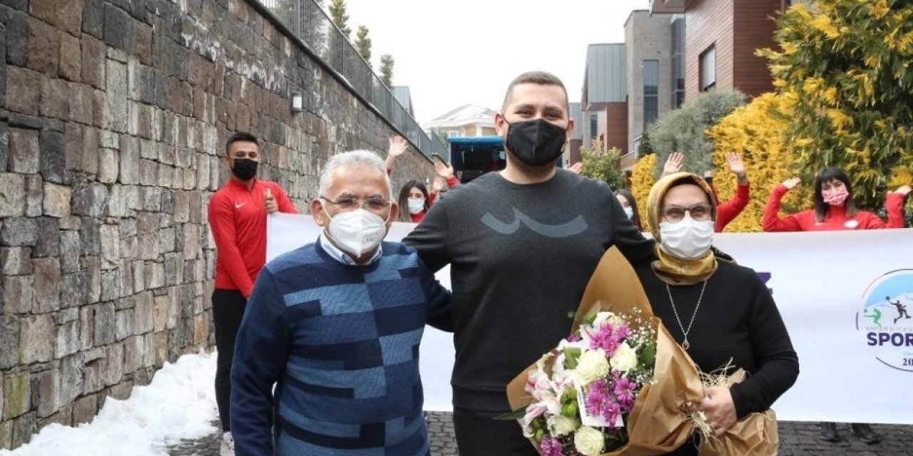 Sağlık Çalışanlarına 14 Mart Sürprizi