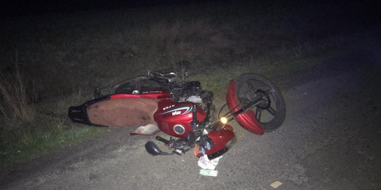 Mıcıra Kapılan Motosiklet Taklalar Attı: 1 Yaralı