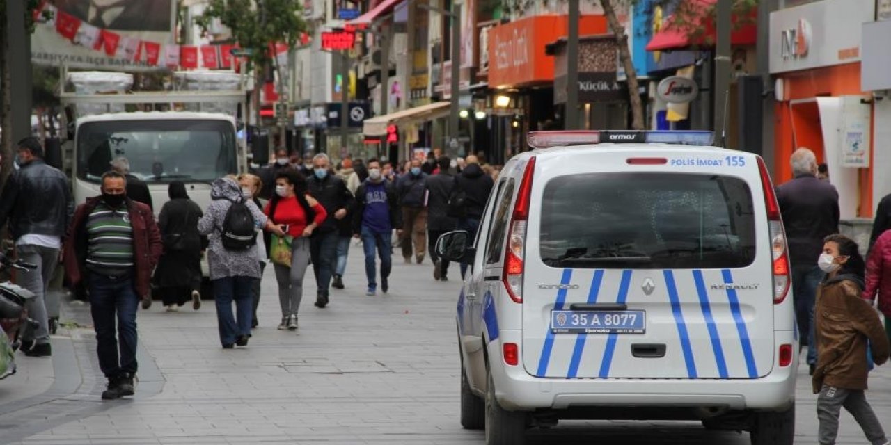 İ̇zmir’de Tedbirlere Uymayanlara 1 Milyon 489 Bin Lira Ceza