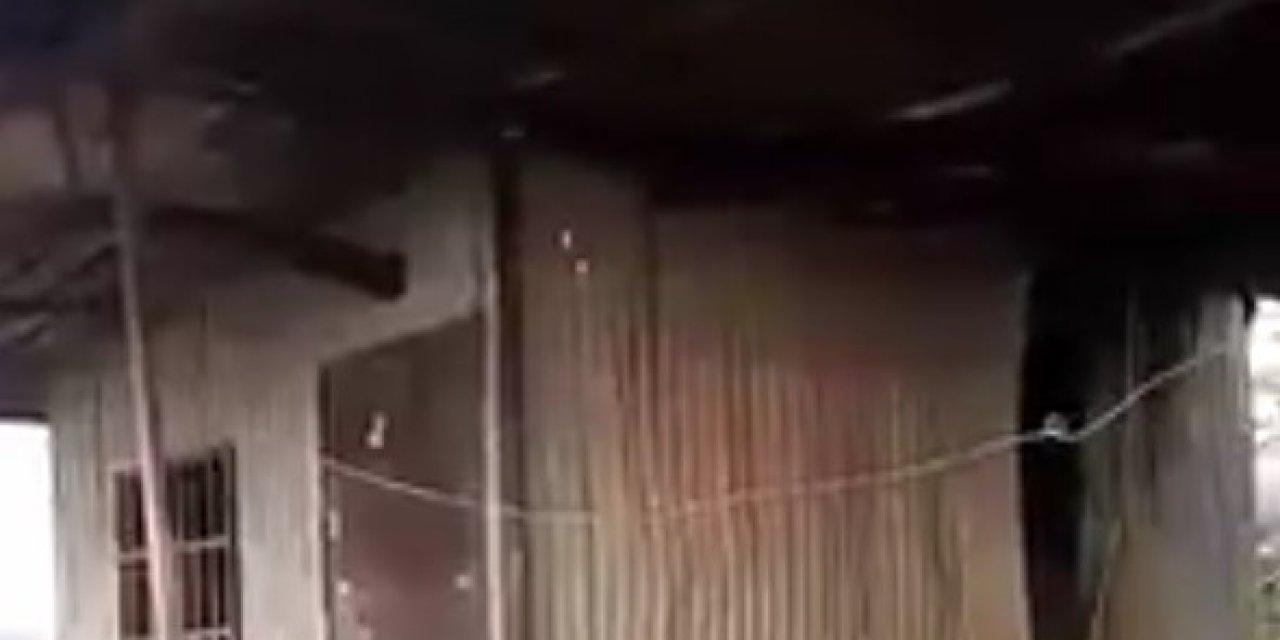 Yanan Ev Kullanılamaz Hale Geldi