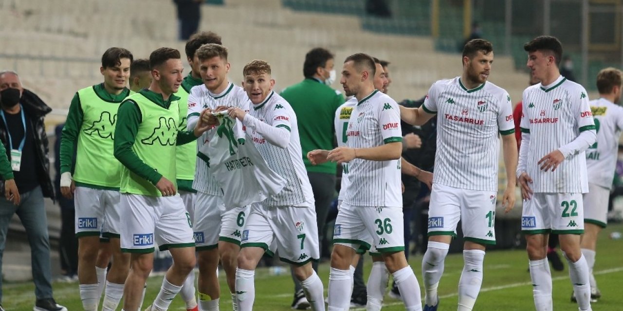 Bursaspor’un Golcü İsmi Burak Kapacak Cezalı Duruma Düştü