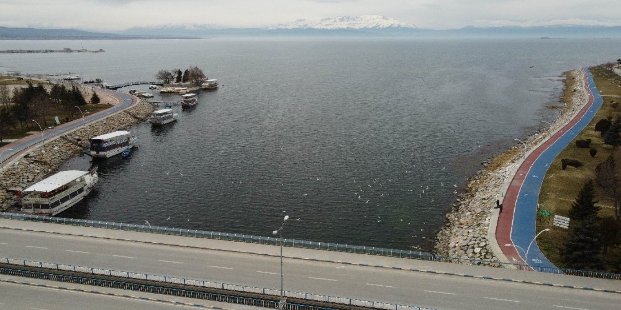 Beyşehir Gölü’nde Su Ürünleri Av Yasağı Başladı