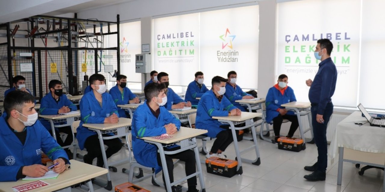 ‘enerjinin Yıldızları’ Yüz Yüze Eğitime Başladı