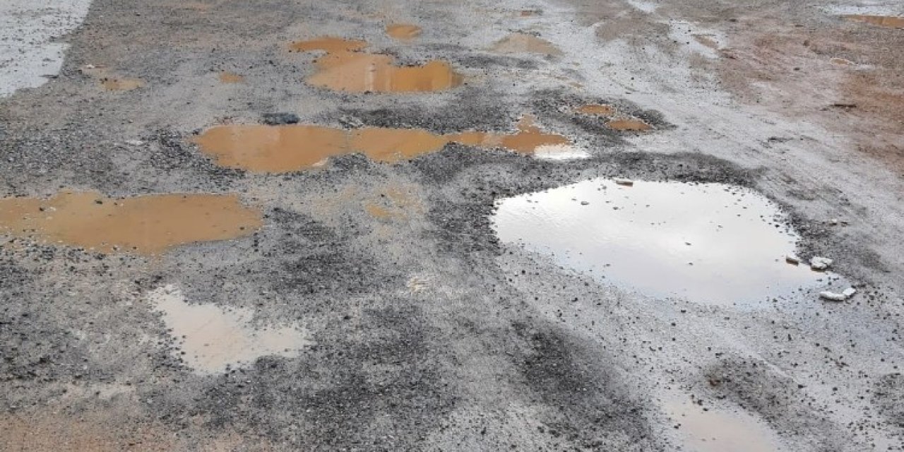 Kılıçdaroğlu’nun Geçeceği Yol Asfaltlandı, Arka Sokak Çukurlu Kaldı