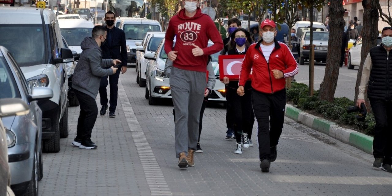 Kutsal Emanetler Yola Çıktı