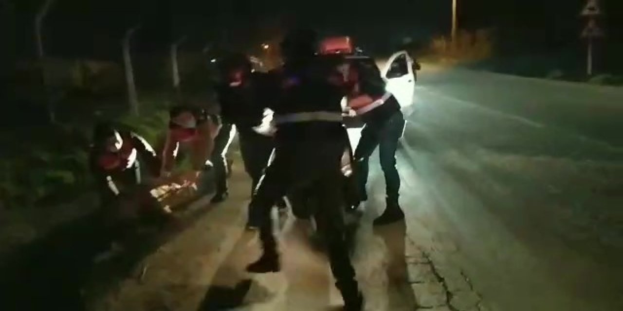 Zehir Tacirleri Bir Poşet Uyuşturucu İle Yakalandı