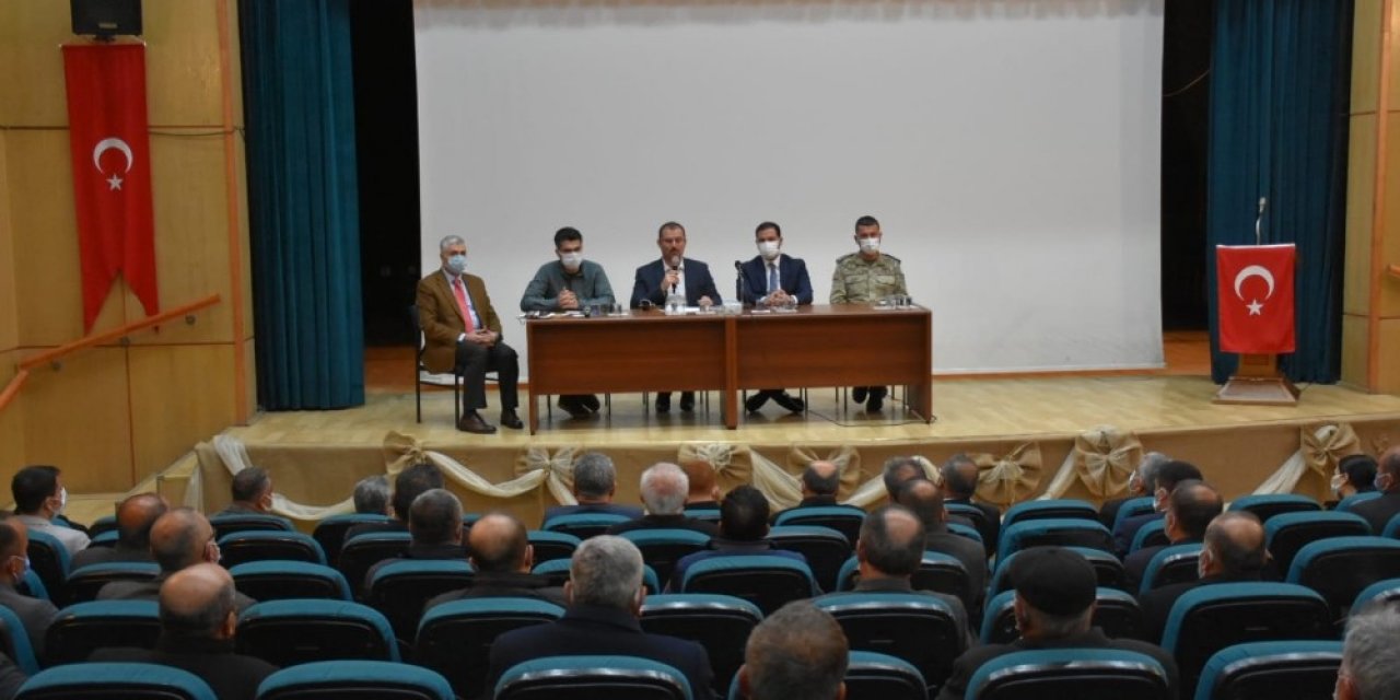 Başkan Geylani Muhtarlarla Bir Araya Geldi