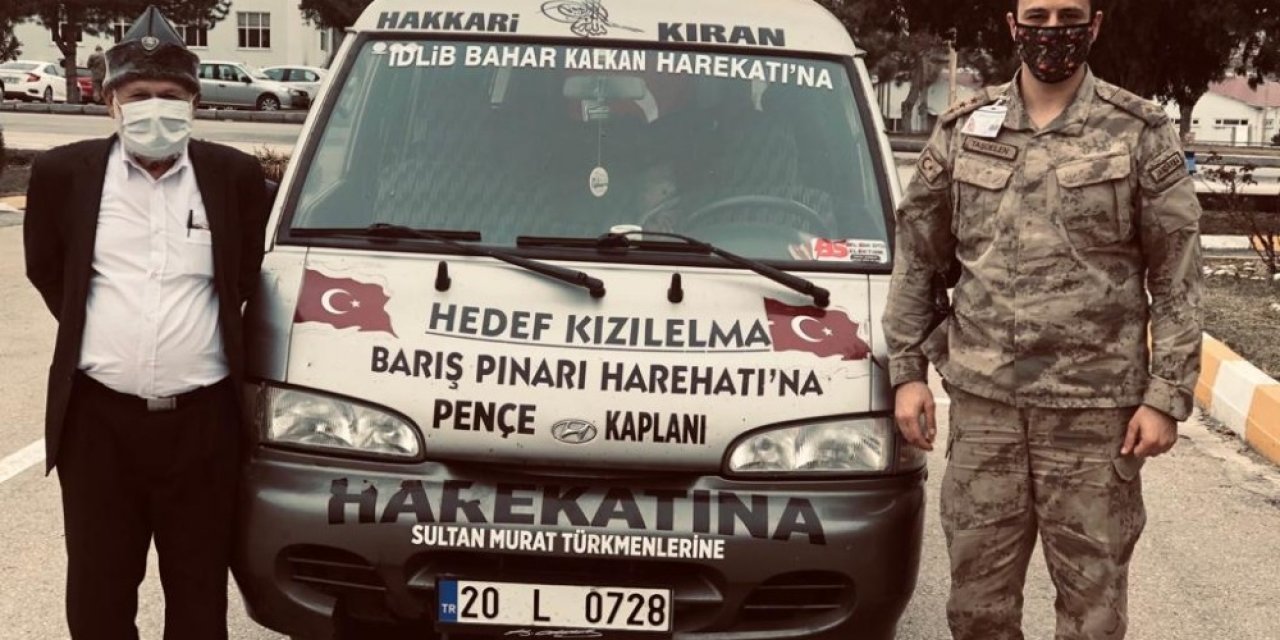 Van’a Gelen ‘elmacı Dede’ İ̇l Jandarma Komutanlığını Ziyaret Etti