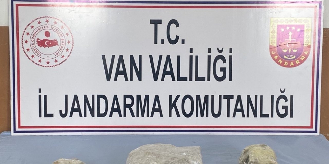 Başkale’de 4 Kilo 506 Gram Esrar Ele Geçirildi