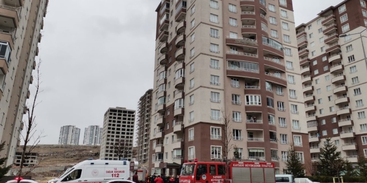 İ̇kamette Çıkan Yangın Korkuttu