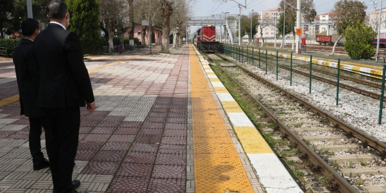 Katı Atıklar Trenle Taşınacak, Karbon Salınımı Düşürülecek
