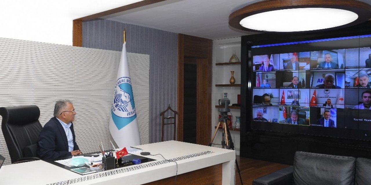 Başkan Büyükkılıç, İ̇l Pandemi Kurulu Toplantısına Katıldı
