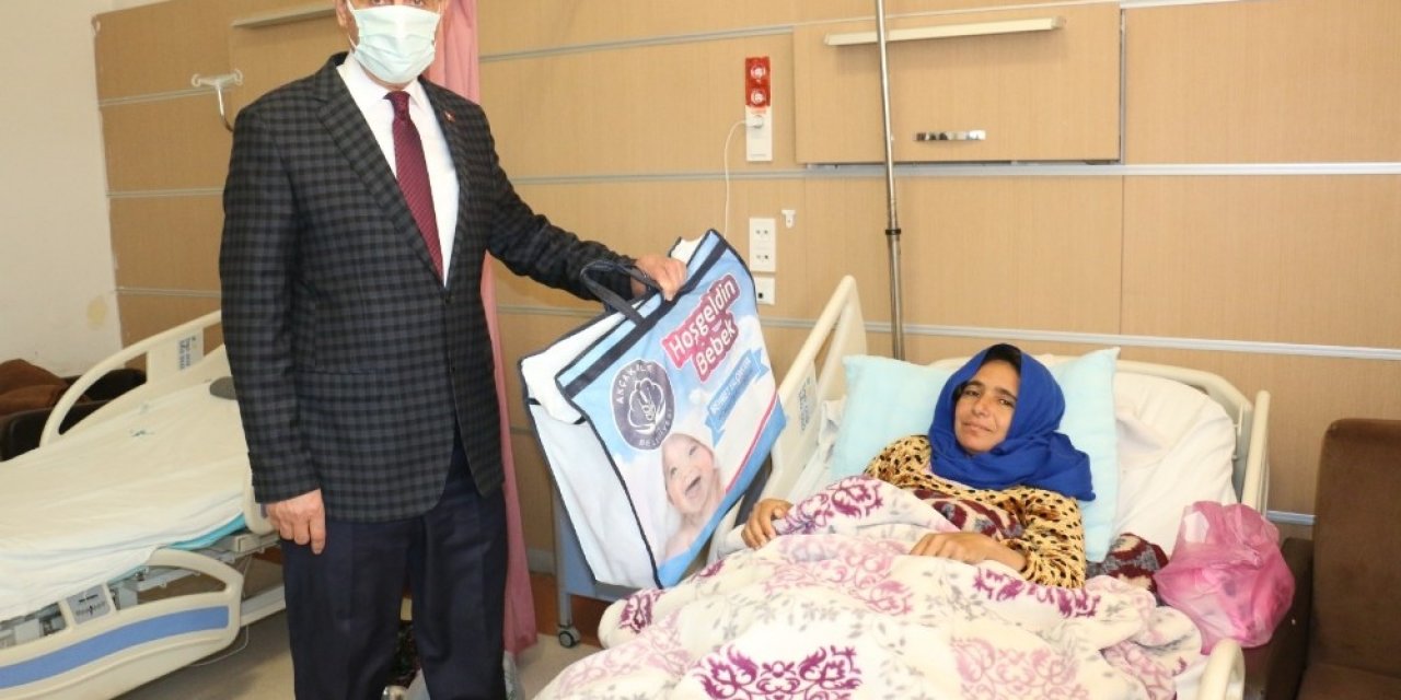 Yeni Doğan Bebeklerin İlk Hediyesi Yalçınkaya’dan