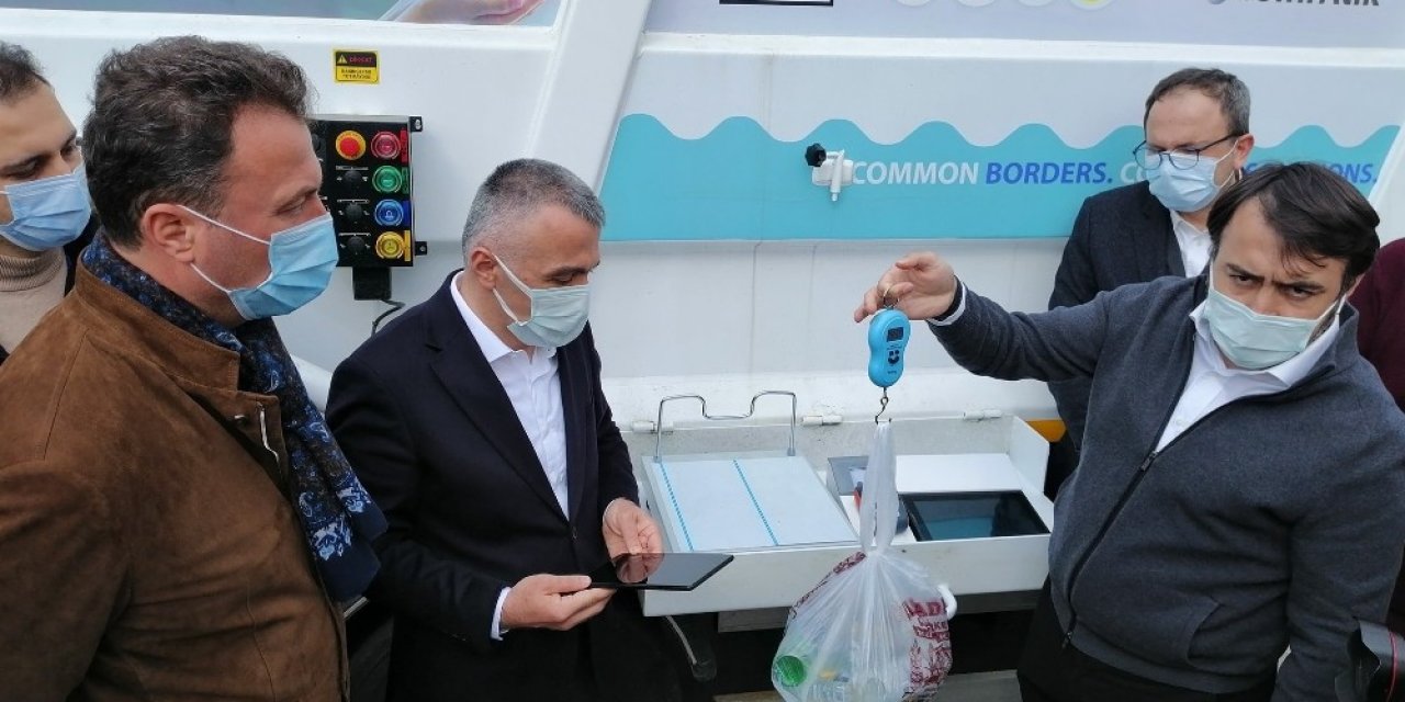 Atığını Getir Puanı Topla Alışverişte Harca