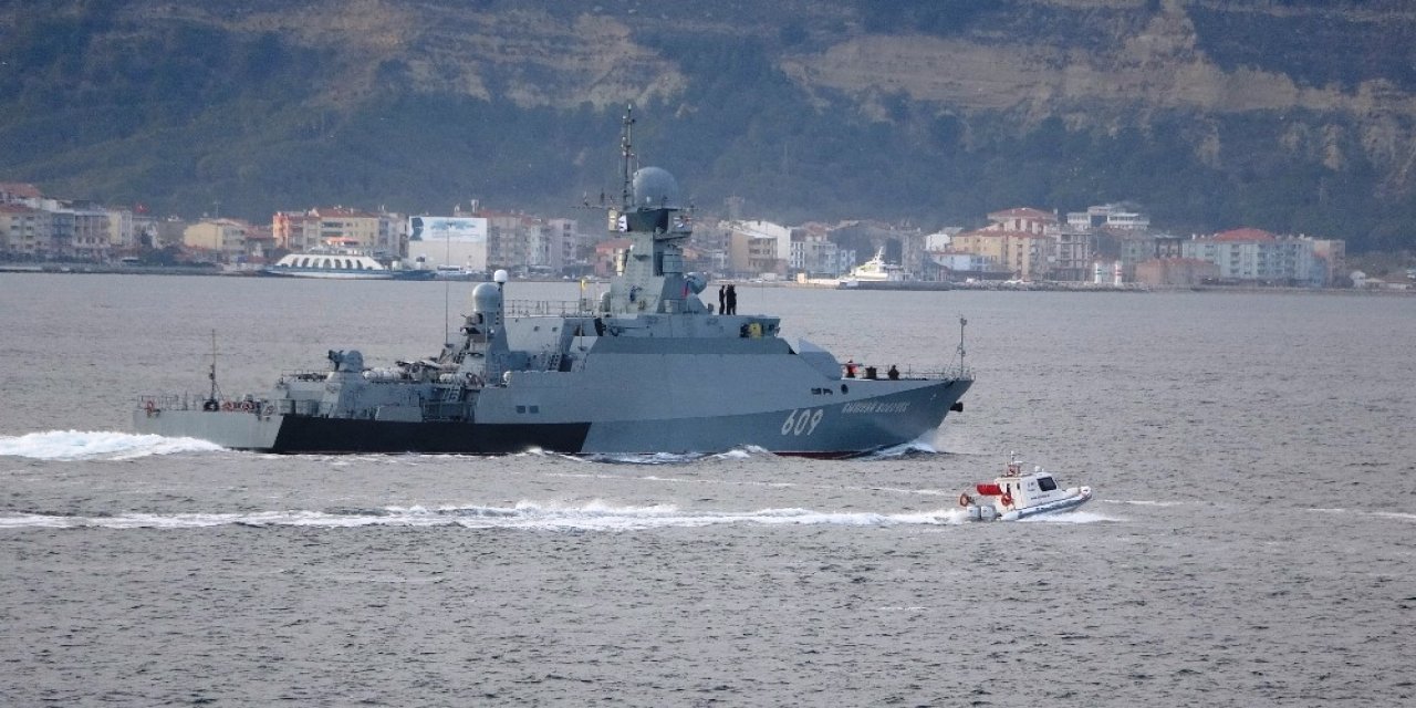 Rus Savaş Gemisi ‘vyshniy Volochek’ Çanakkale Boğazı’ndan Geçti