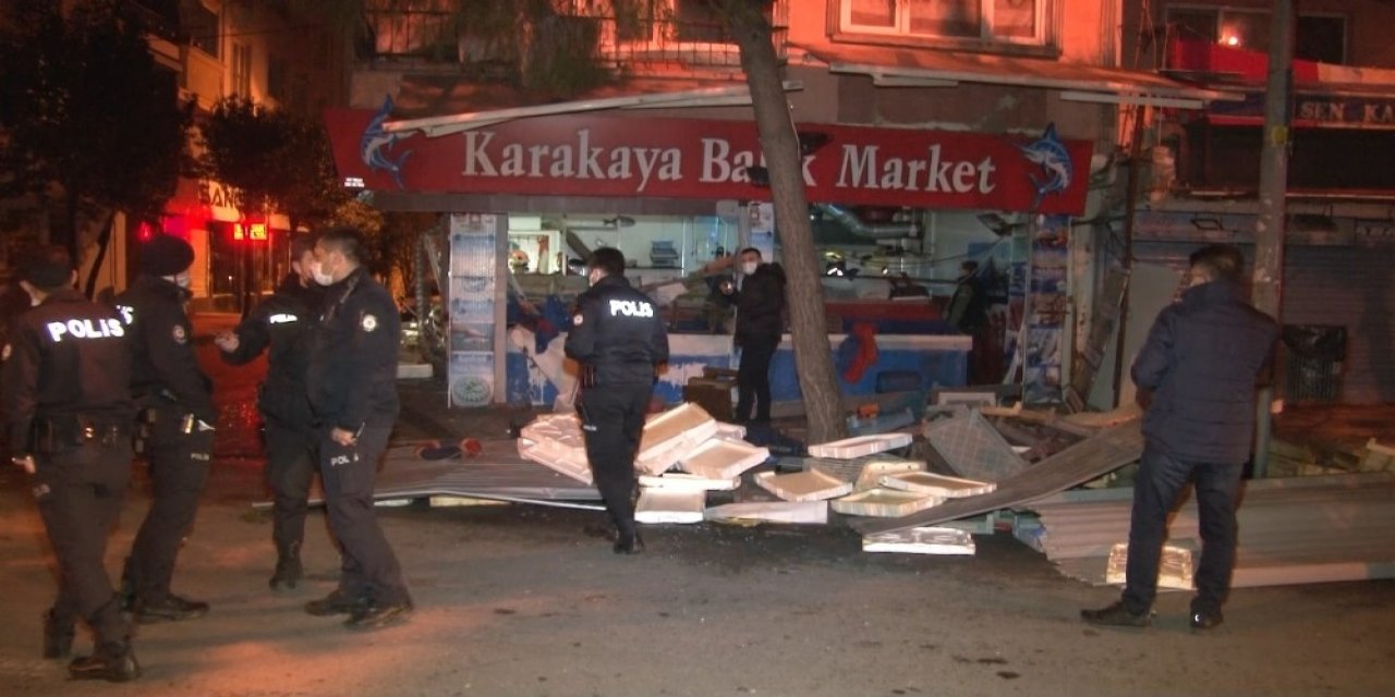 Bağcılar’da Bir Balıkçı Dükkanında Korkutan Patlama