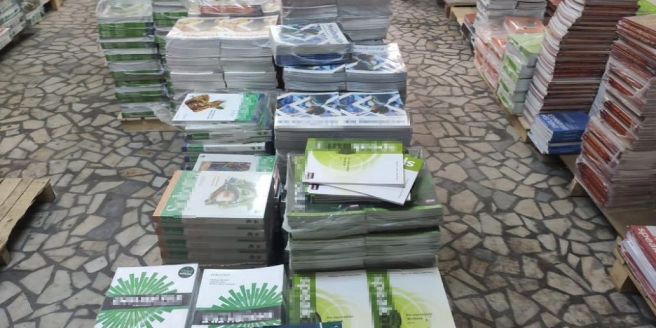 İ̇stanbul’da Korsan Kitap Operasyonu