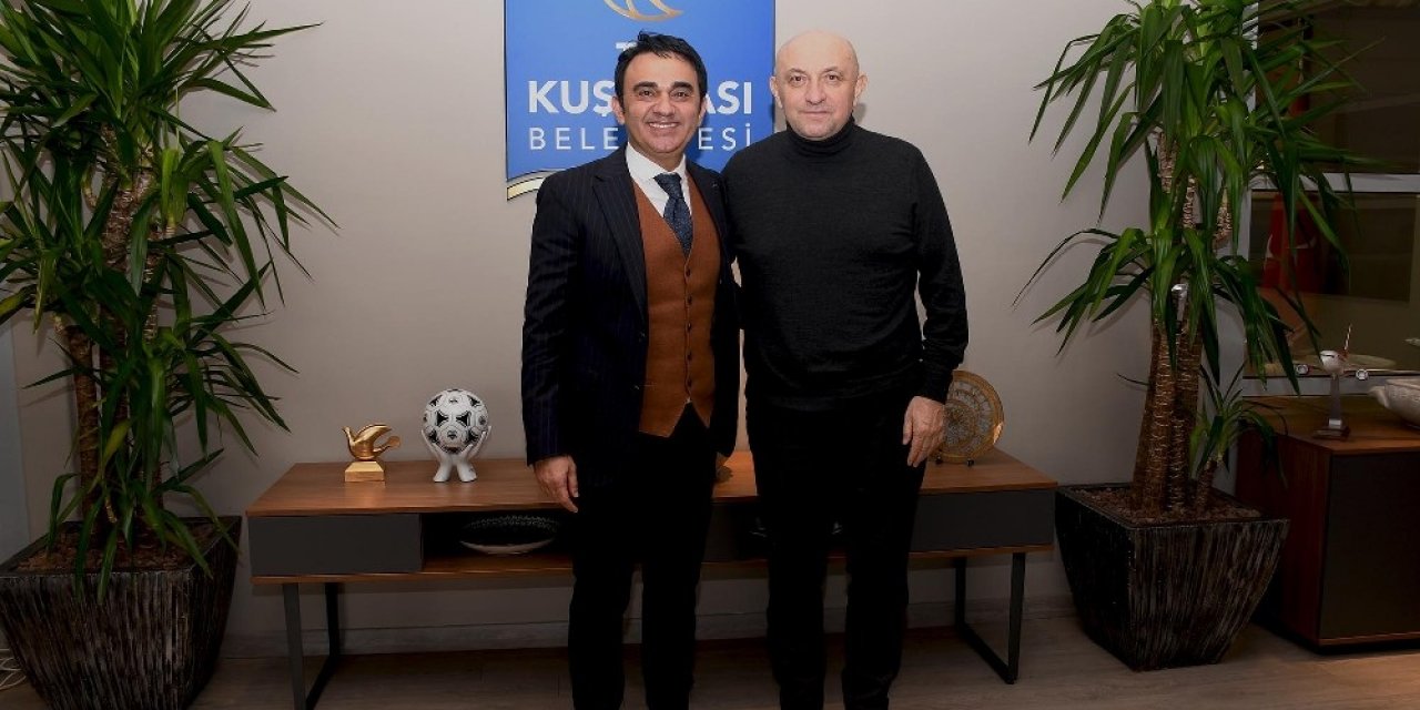 Ünlü Spor Yorumcusu Sinan Engin, Kuşadası’na Geldi