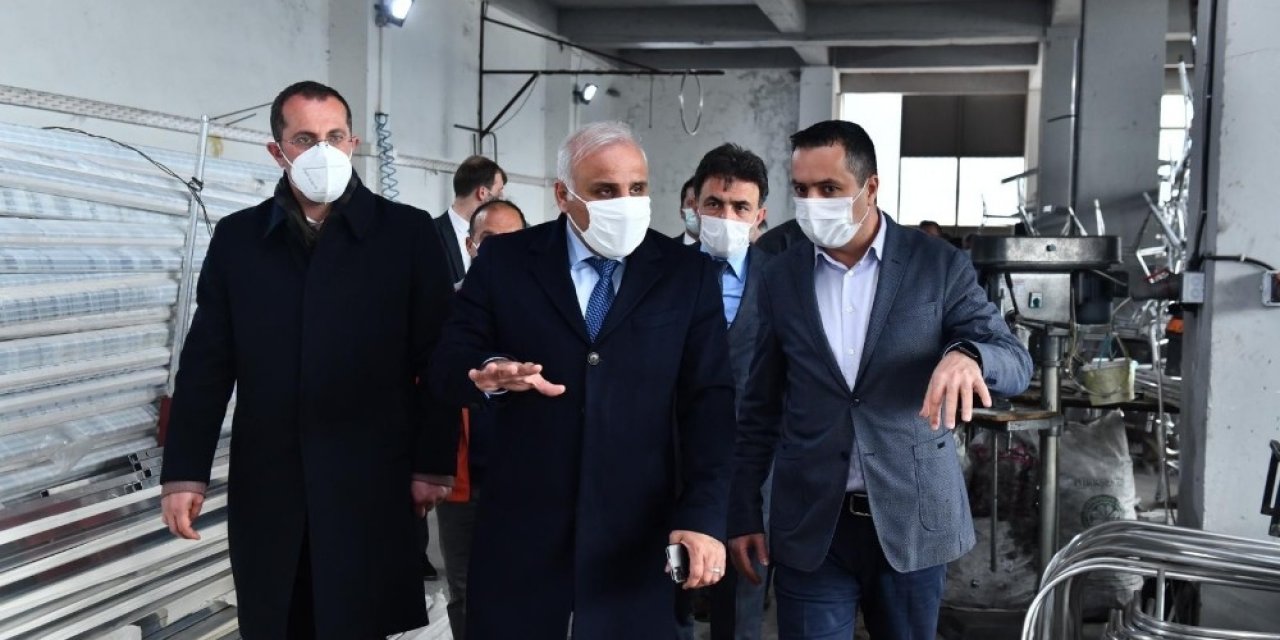 Şinik Organize Sanayi Bölgesi’ni Gezdi, Sanayicilerin Sorunlarını Dinledi