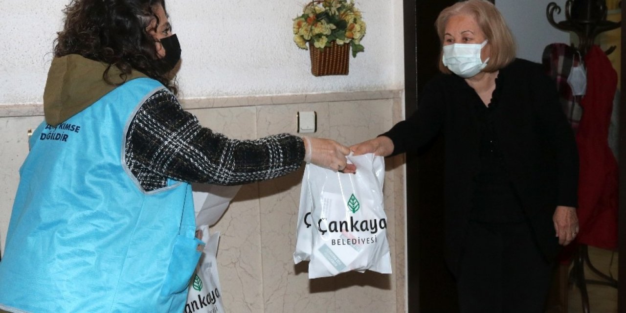 Çankaya Belediyesi’nden 65 Yaş Üstüne Vefa