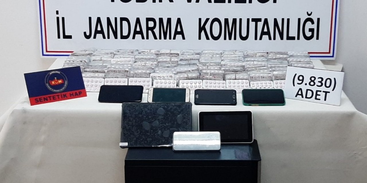 Iğdır’da 9 Bin 830 Adet Uyuşturucu Hap Ele Geçirildi