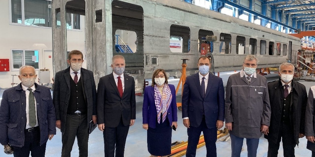 Fatma Şahin Türasaş’ı Ziyaret Etti