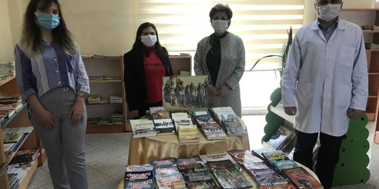 Stant Açarak Çanakkale Ruhunu Yaşatıyorlar