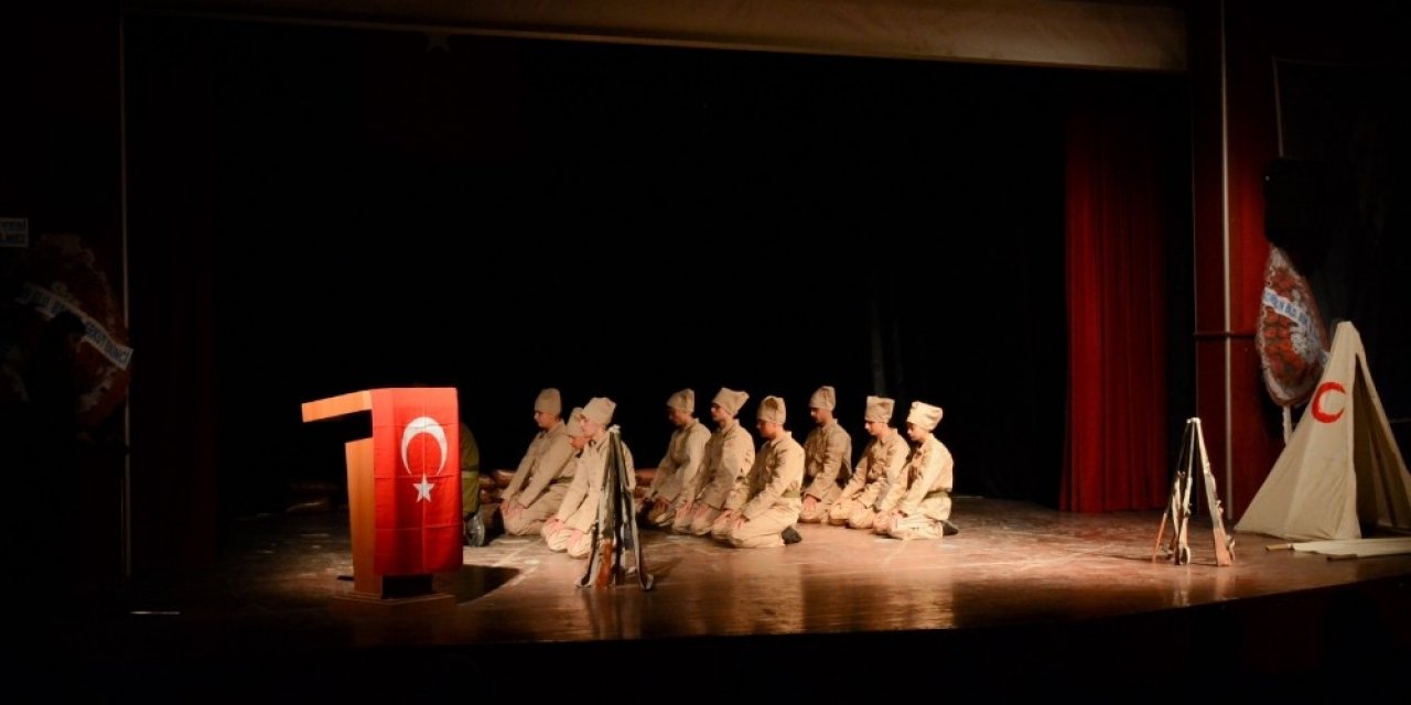 Çanakkale Zaferi’ni Tiyatroya Taşıdılar