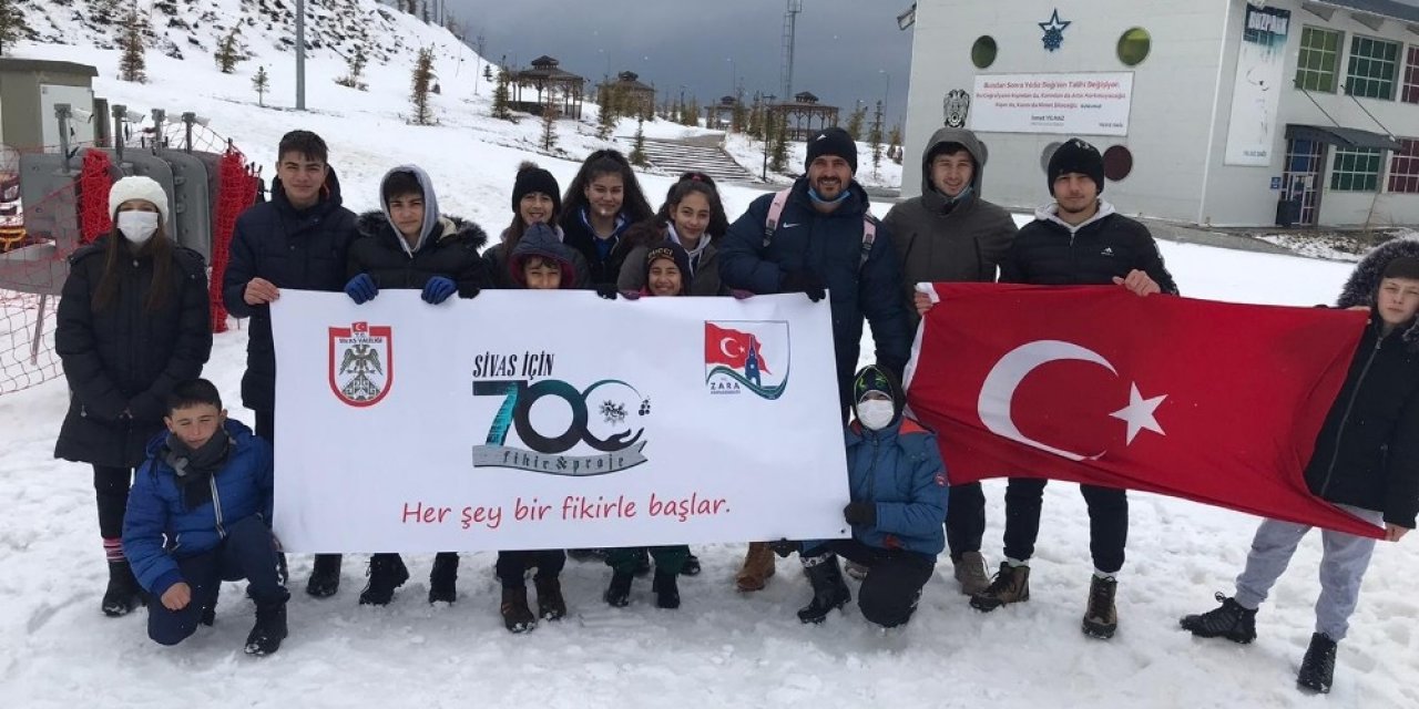 Öğrenciler Yıldızdağı Kayak Merkezinde Gönüllerince Eğlendi