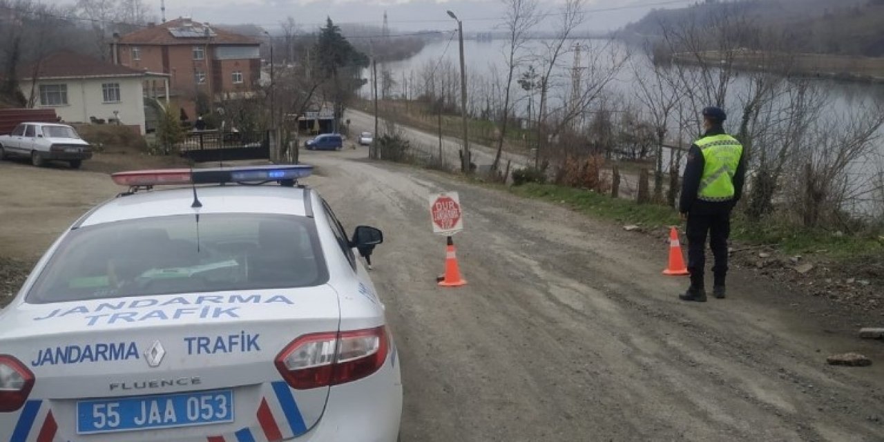 Karantina Kaçağı Şahıs Jandarmaya Yakalandı