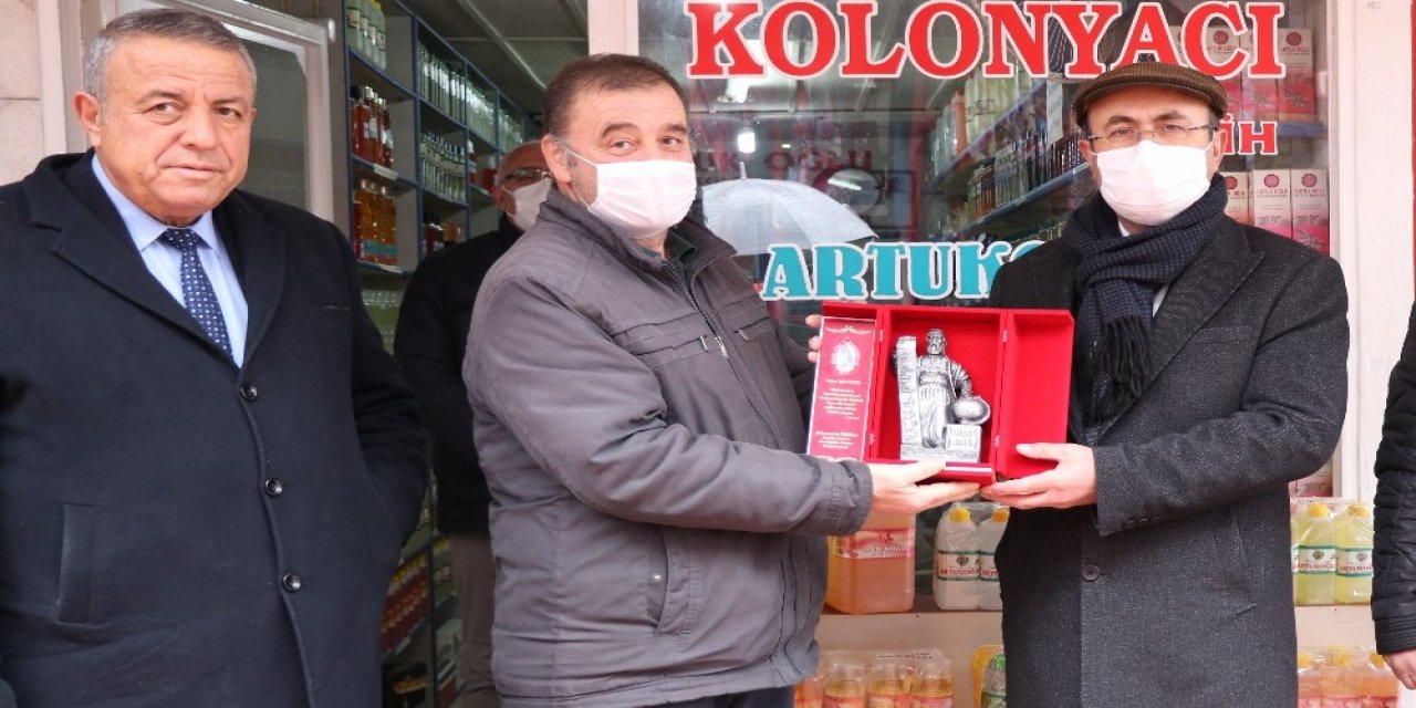 Fahiş Fiyat Uygulaması Yapmadı Ayın Ahisi Oldu