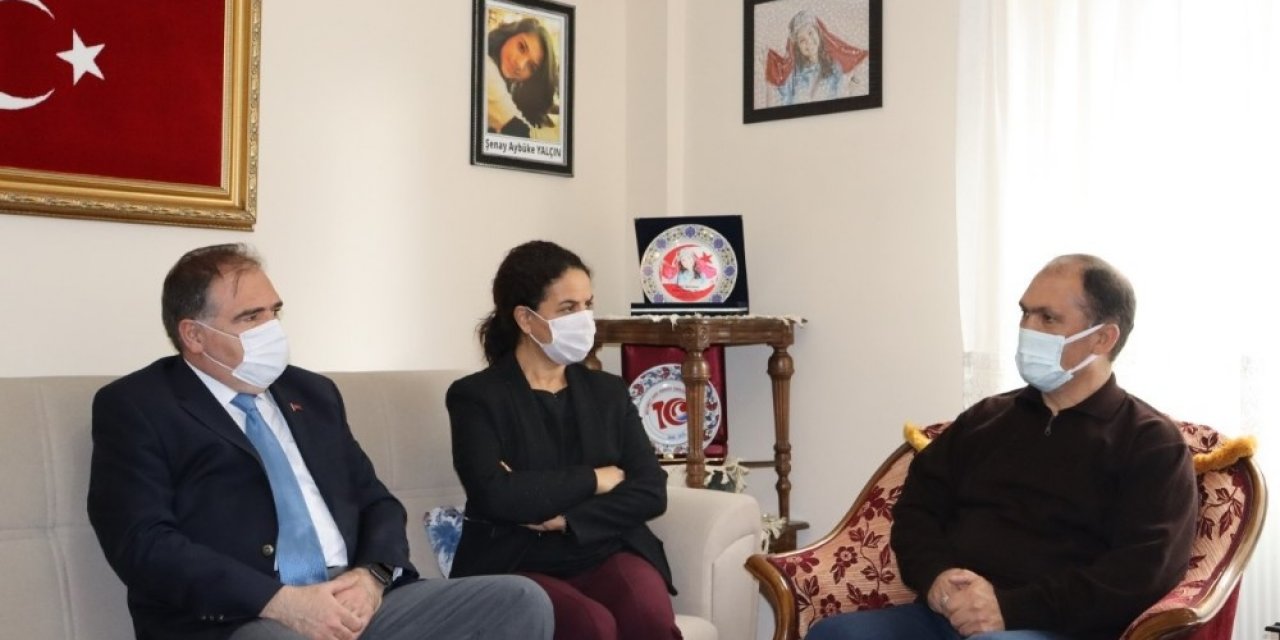 Şehit Öğretmen Aybüke Yalçın’ın Ailesine Ziyaret