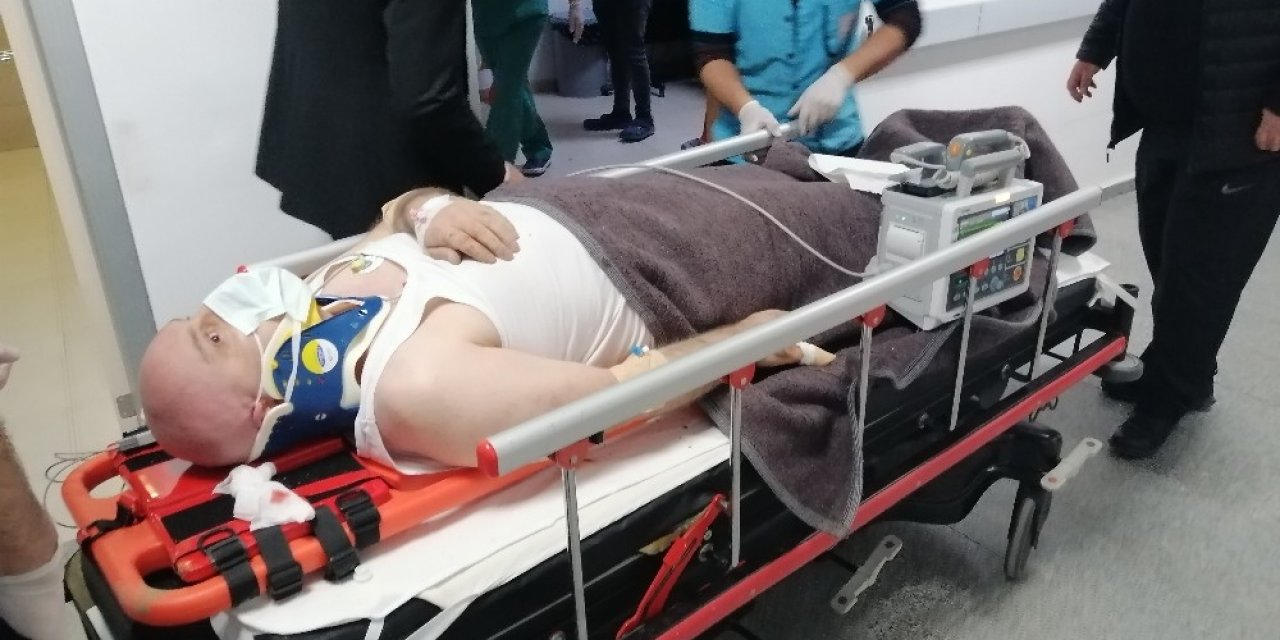 Meb Temel Eğitim Genel Müdürü Gençoğlu Geçirdiği Kazada Yaralandı