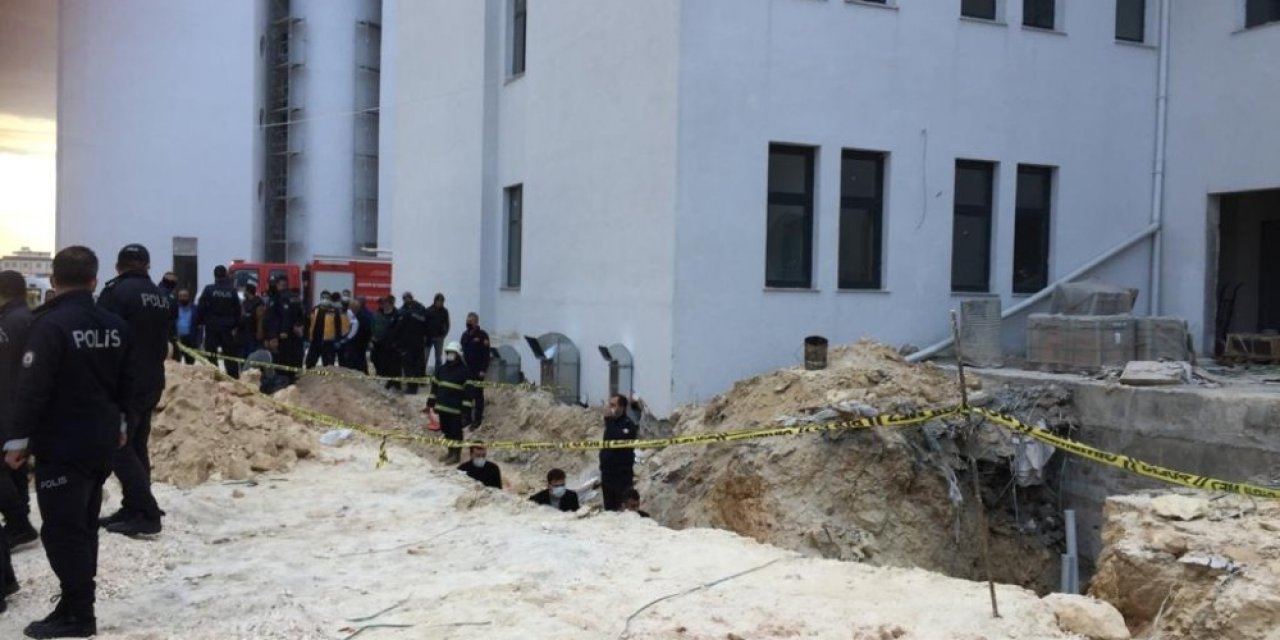 Kanalizasyon Borusunun Altında Kalan İşçi Öldü