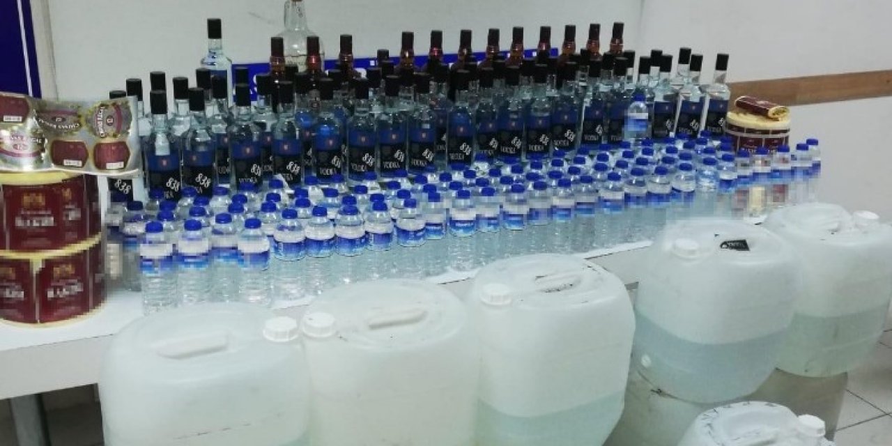 Avcılar’da Otomobil Garajında Kaçak 257 Litre Etil Alkol Ele Geçirildi