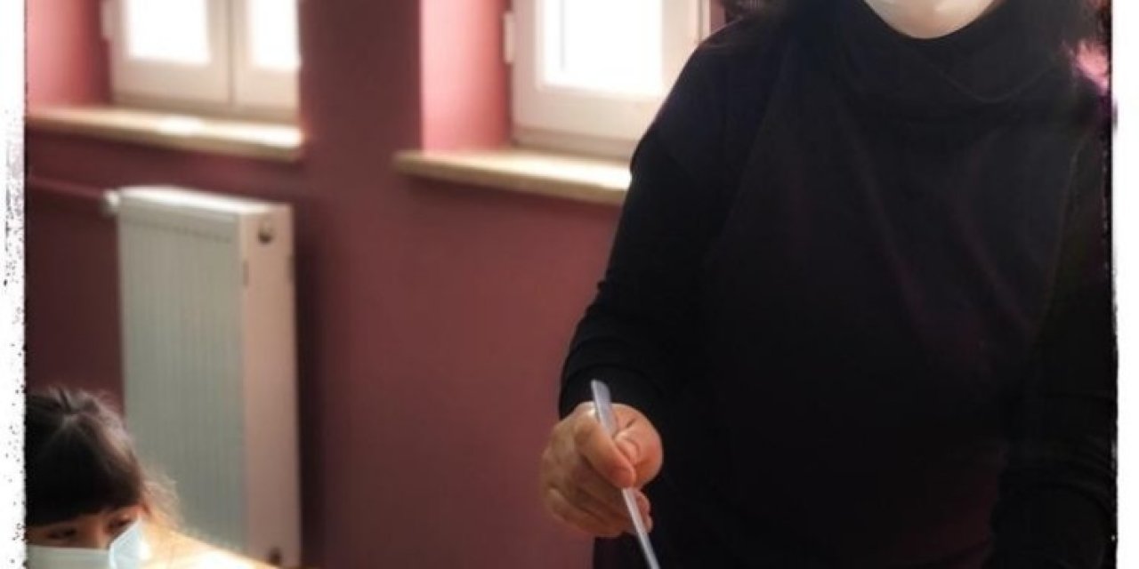 Atalarına Empati İçin Üzüm Hoşafı İçtiler