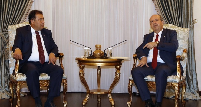 KKTC Cumhurbaşkanı Tatar, hükümet kurma görevini Saner'e verdi
