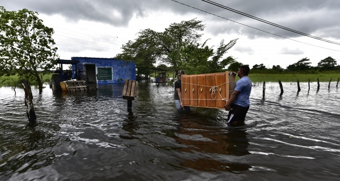 Eta kasırgası Meksika’yı vurdu: 19 ölü
