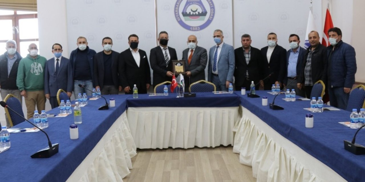 Stk Temsilcilerinden Zerzevan Kalesi Kazı Başkanı Doç. Dr. Coşkun’a Destek
