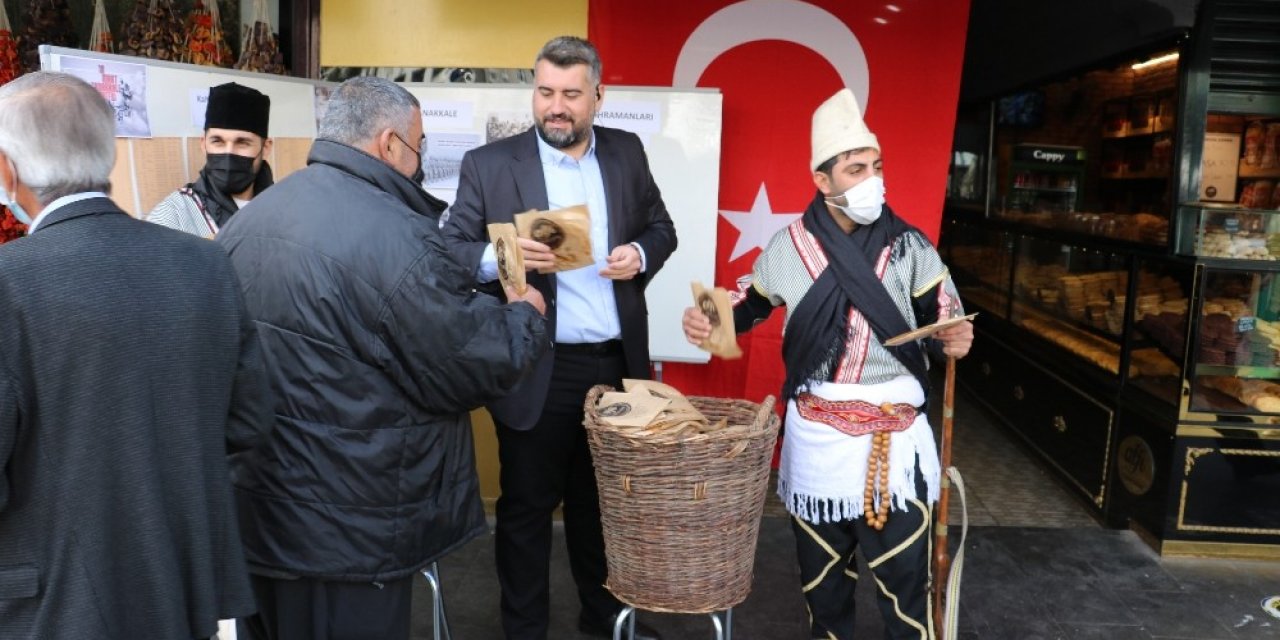 Şehitler Anısına Maraş Çöreği İkramı