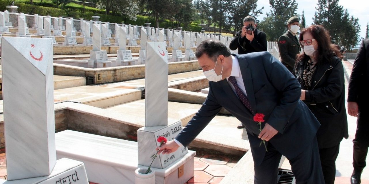 18 Mart Çanakkale Şehitleri Kktc’de Törenle Anıldı