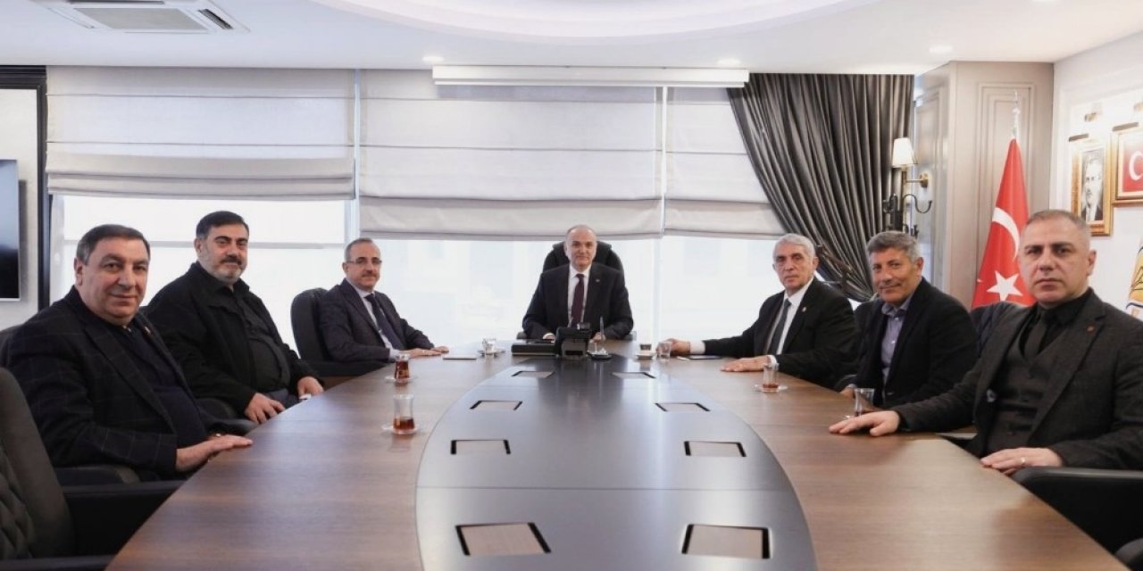 Başkan Faruk Özlü İ̇zmir’de